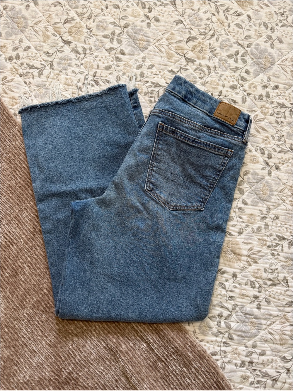 AE Curvy Stovepipe Jeans - 12 - EUC!